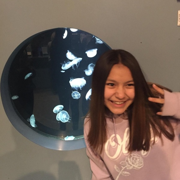 Meet your Posher, Shayna - Picture 1 of 1